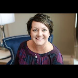 Meet your Posher, Leah